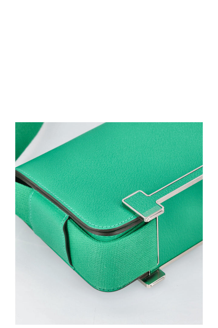 HERMÈS Geta Crossbody Bag Chevre Menthe