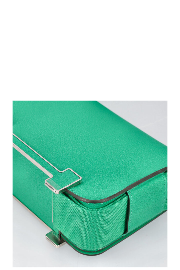 HERMÈS Geta Crossbody Bag Chevre Menthe