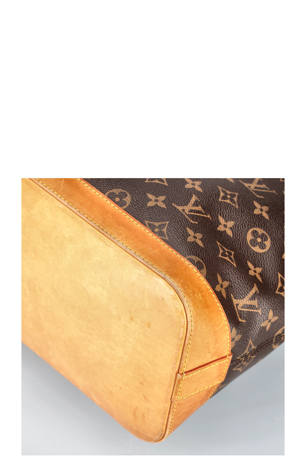 LOUIS VUITTON Lockit MM Monogram Canvas