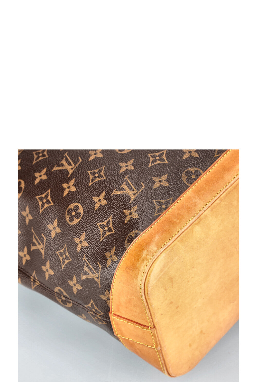 LOUIS VUITTON Lockit MM Monogram Canvas