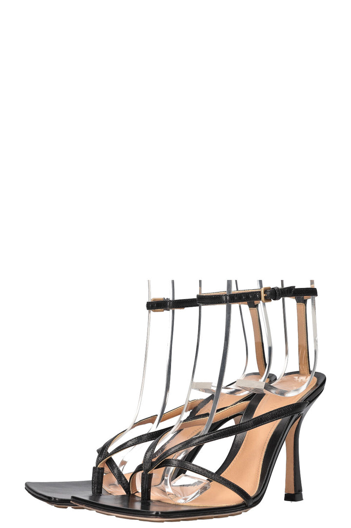 BOTTEGA VENETA Talons à brides extensibles Noir