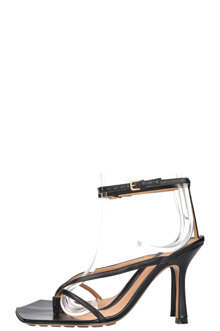 BOTTEGA VENETA Talons à brides extensibles Noir