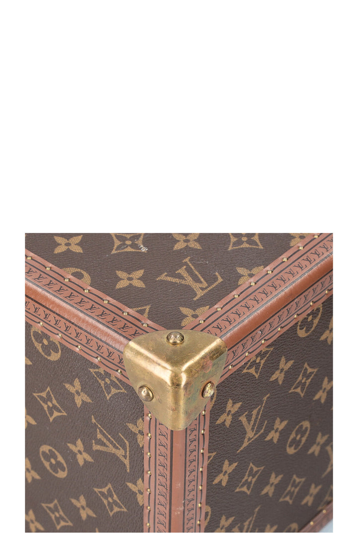 LOUIS VUITTON Boite Pharmacie Trunk MNG