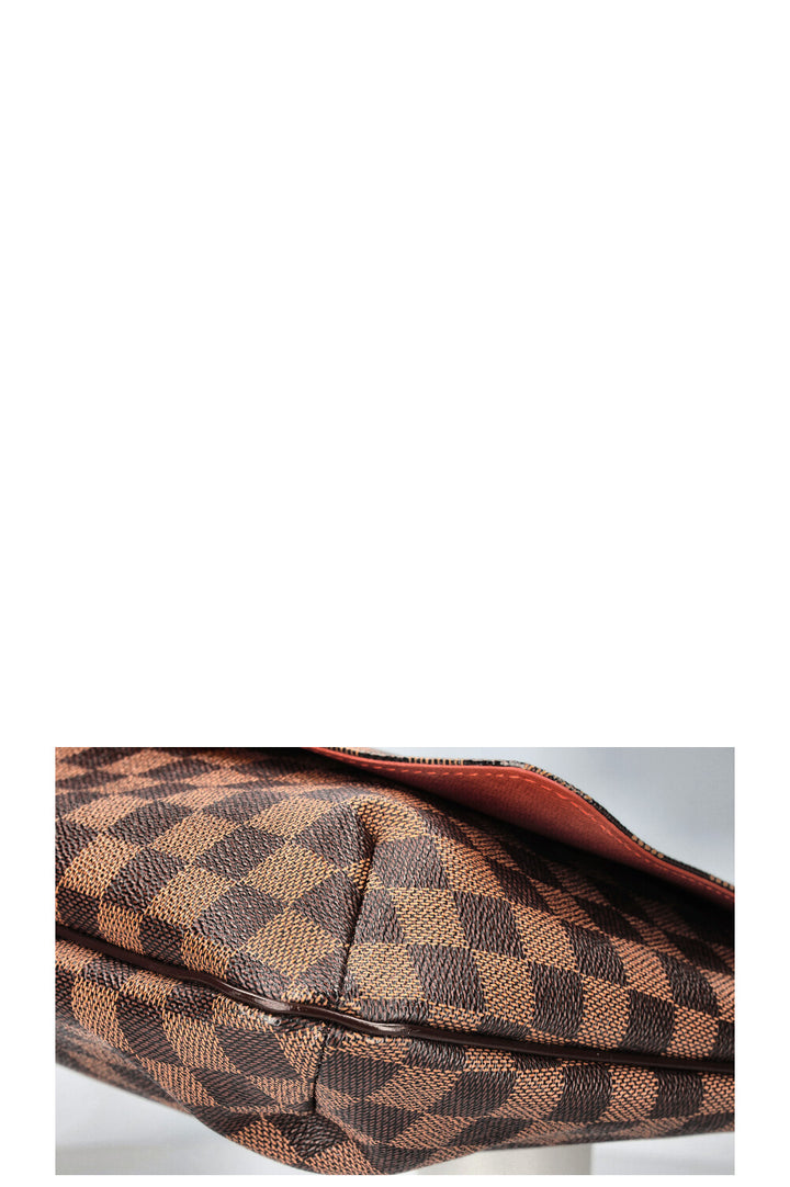 LOUIS VUITTON Salsa Messenger Bag Damier bené