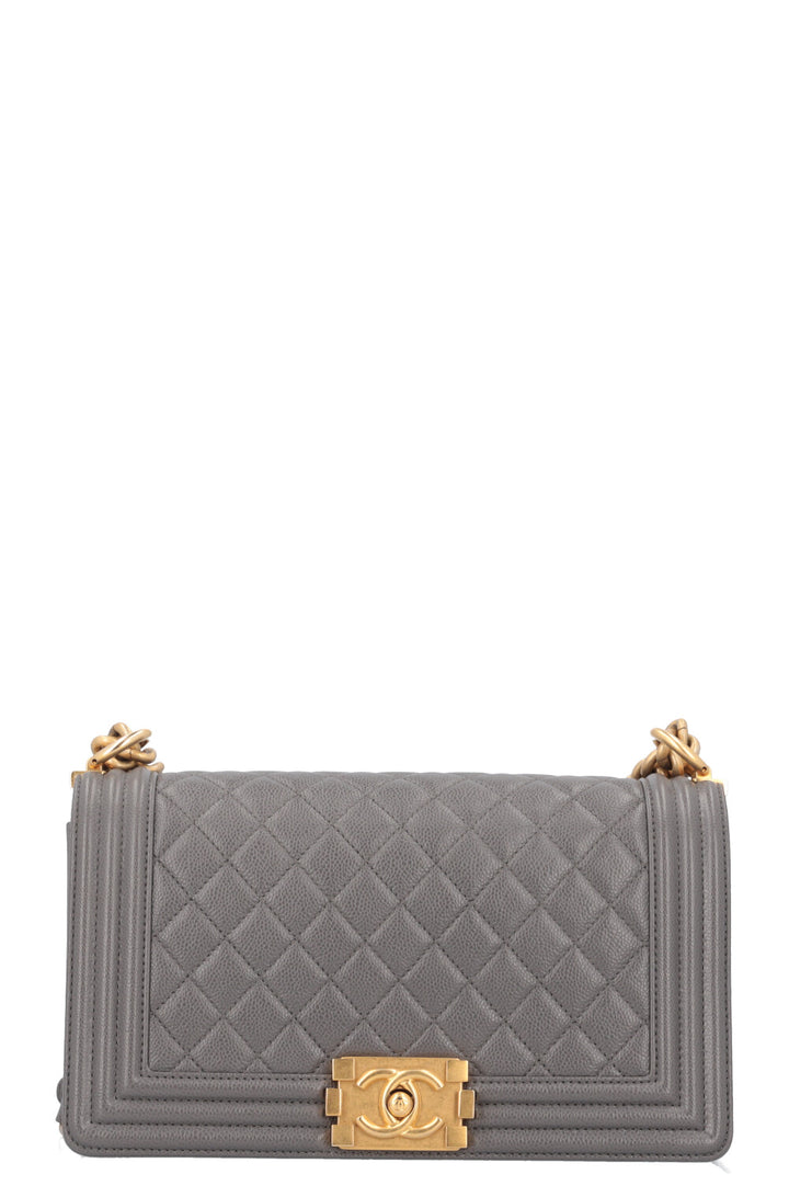 CHANEL Sac Boy Moyen Gris Caviar 
