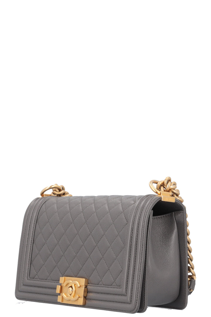 CHANEL Sac Boy Moyen Gris Caviar 