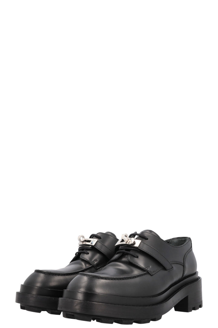 HERMÈS Richelieus First Flats Leather Black