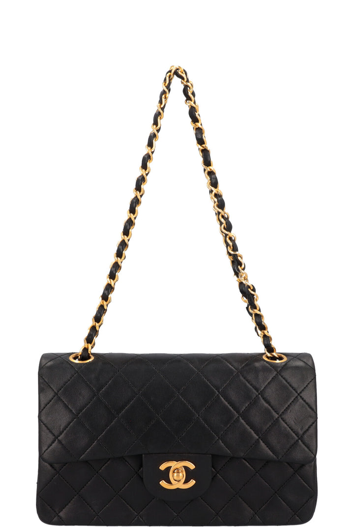 CHANEL Vintage Double Flap Bag Small Black