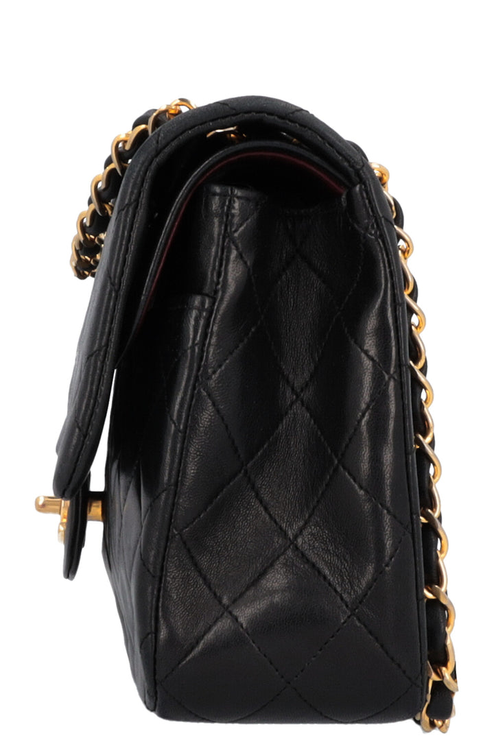 CHANEL Vintage Medium Double Flap Bag Black