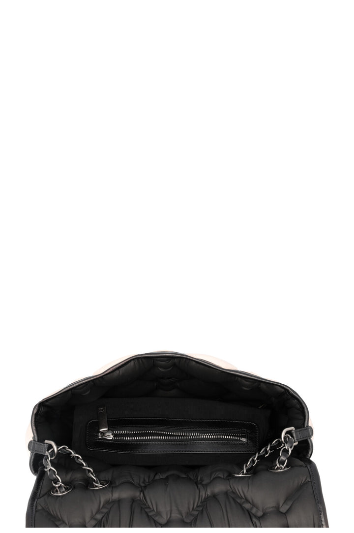 CHANEL Chesterfield Flap Bag Nude Black