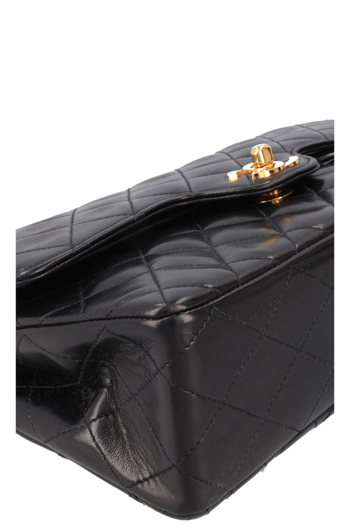 CHANEL Vintage Double Flap Bag Black