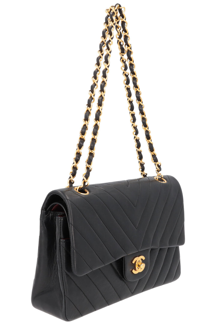CHANEL Vintage Medium Double Flap Bag Chevron Black