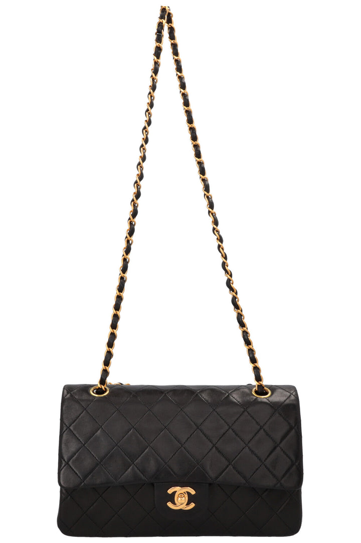 CHANEL Vintage Medium Double Flap Bag Black