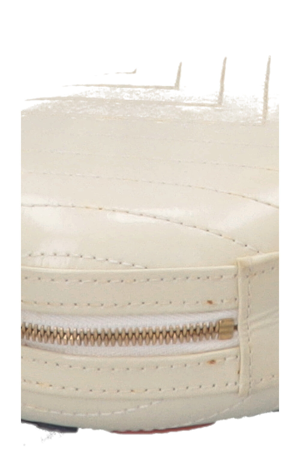 CHANEL La Pausa Bag