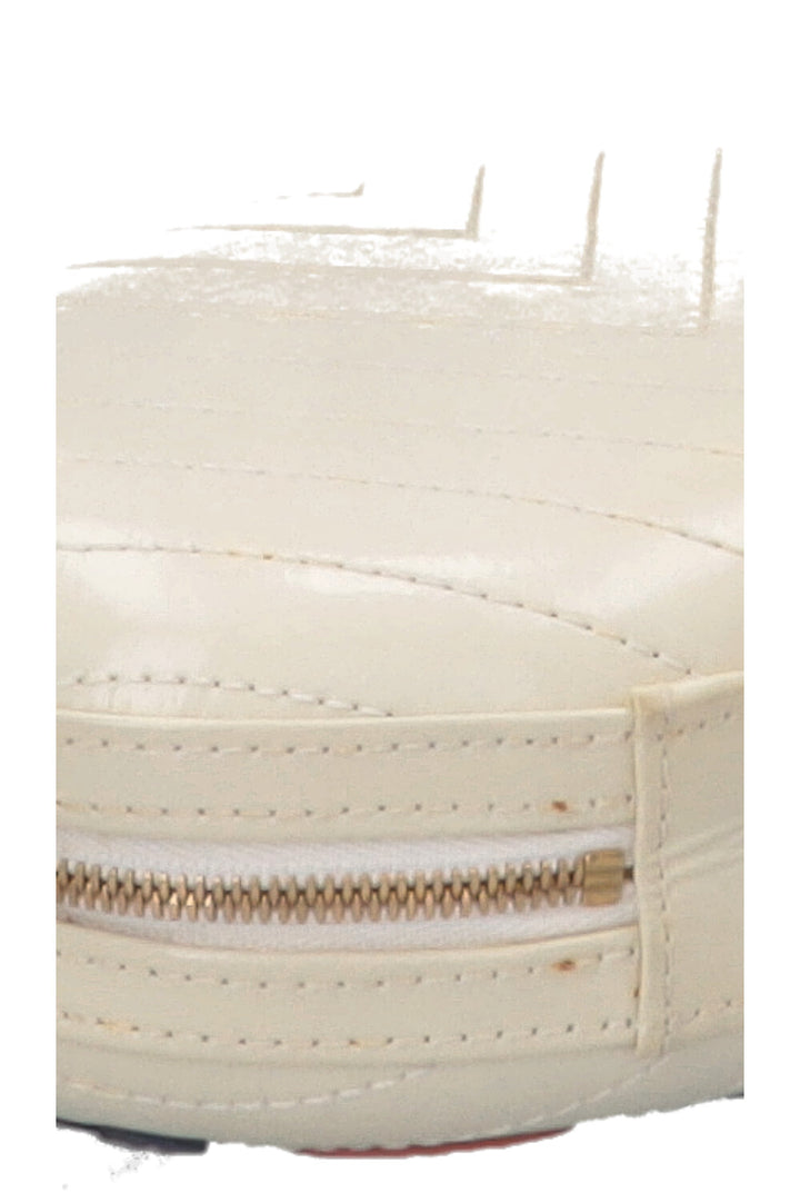 CHANEL La Pausa Bag