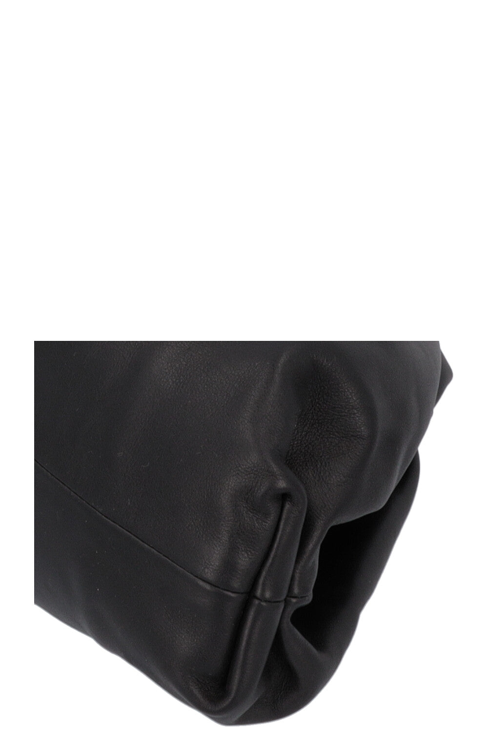BOTTEGA VENETA The Pouch Leather Black