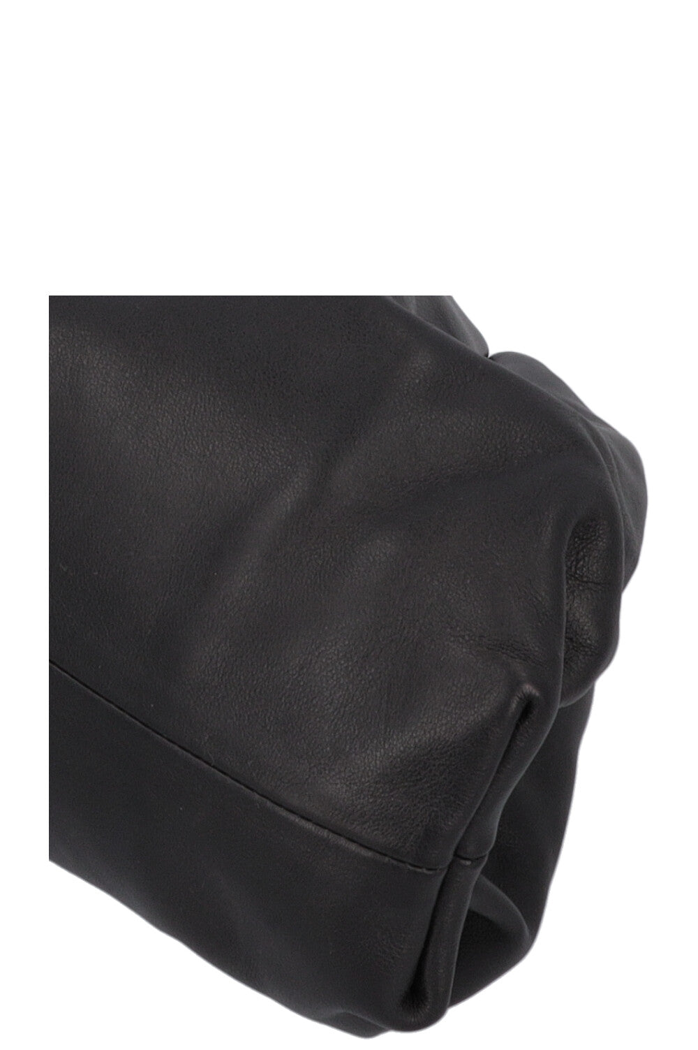 BOTTEGA VENETA The Pouch Leather Black