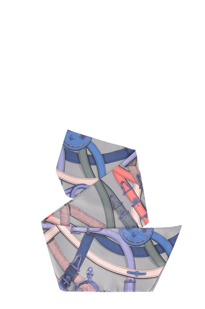 HERMÈS Cavalcadour Maxi Twilly Silk Blue Grey