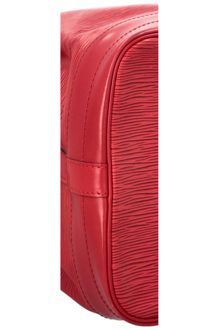 LOUIS VUITTON Grand Sac Noe Epi Red