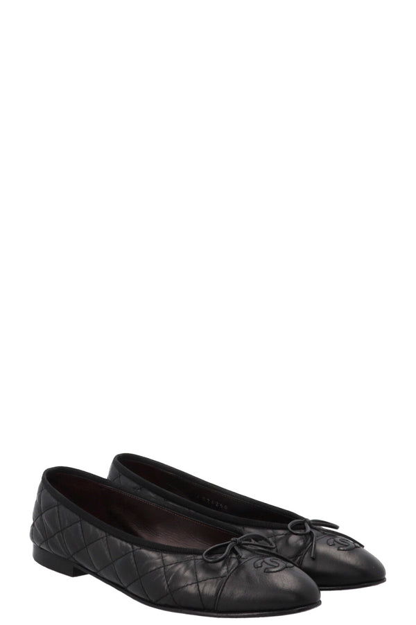 CHANEL CC Classic Ballet Flats Black