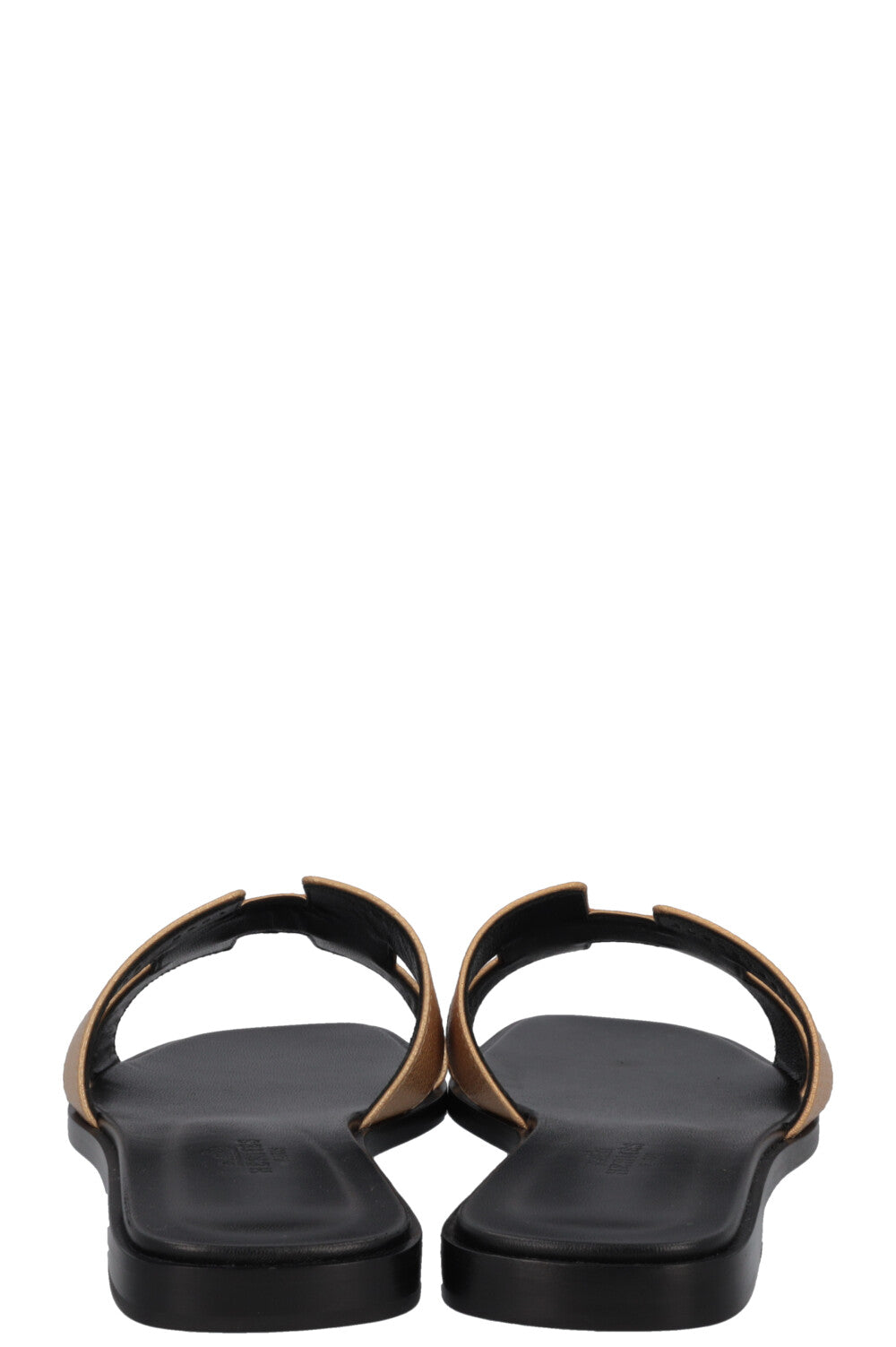 HERMÈS Oran Flats Leather Gold