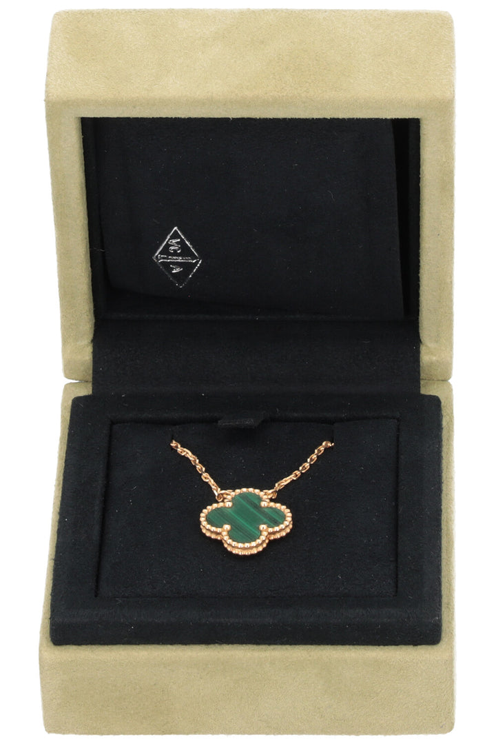 VAN CLEEF & ARPELS Vintage Motif Malachite