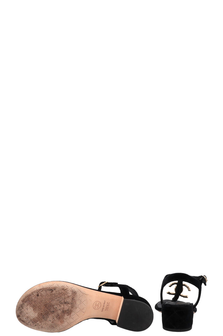 CHANEL CC Heels Velvet Black