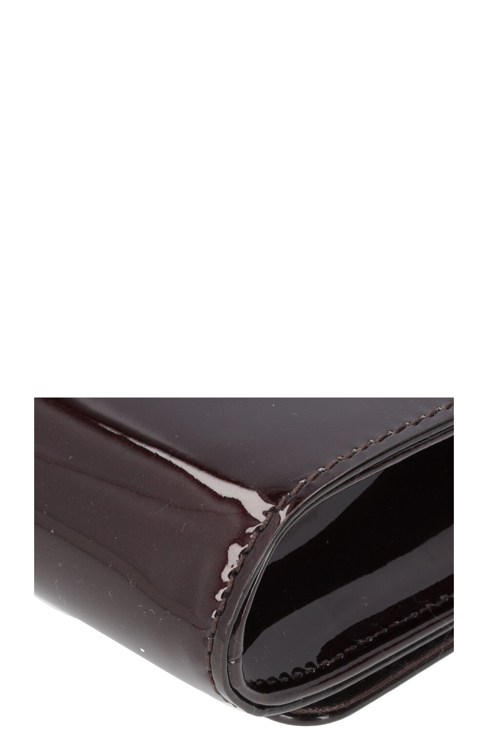 LOUIS VUITTON Louise LV Chain Clutch Amaranthe Patent