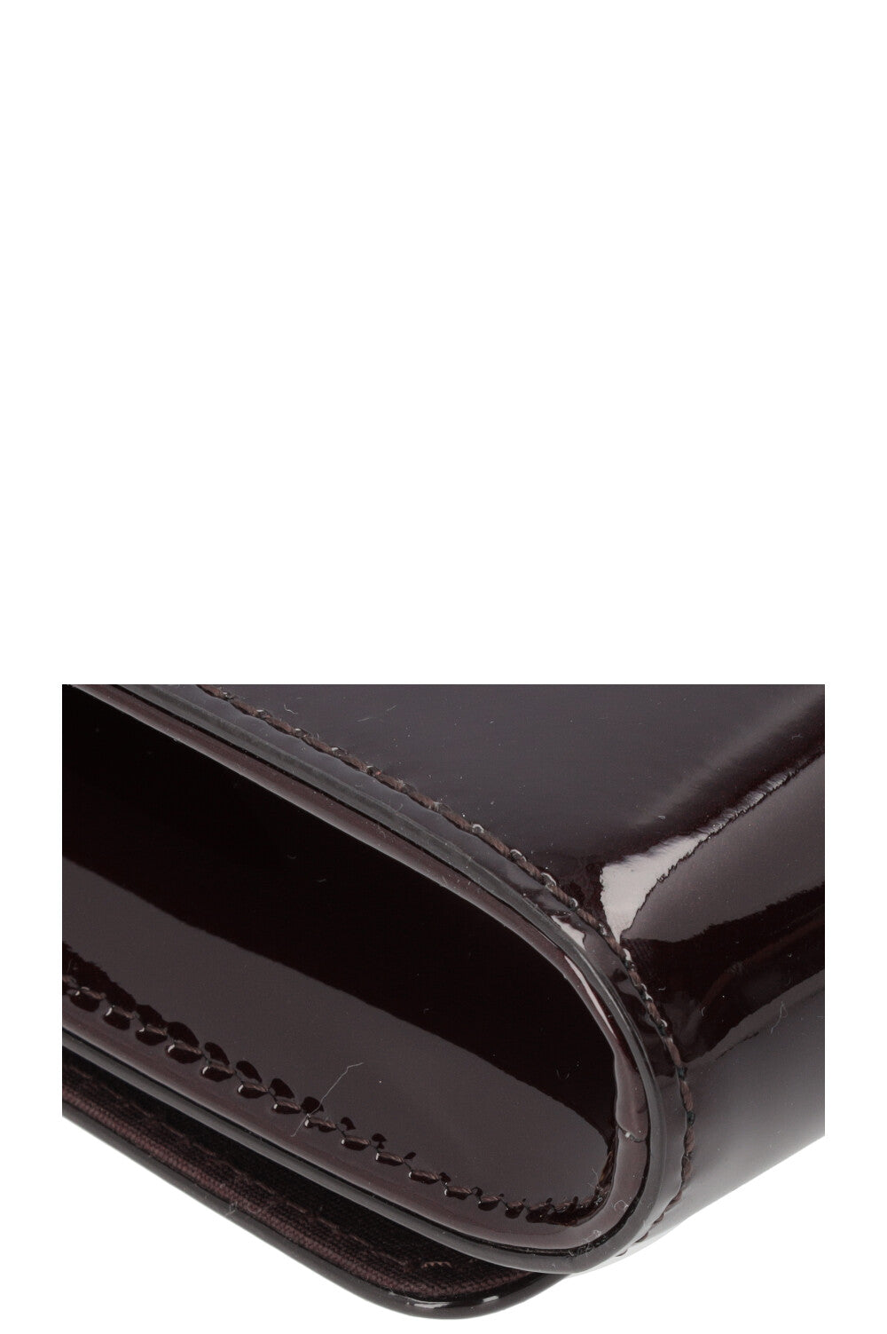 LOUIS VUITTON Louise LV Chain Clutch Amaranthe Patent