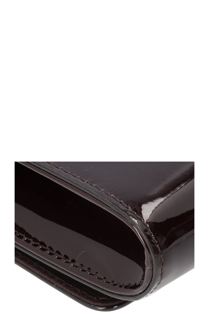 LOUIS VUITTON Louise LV Chain Clutch Amaranthe Patent
