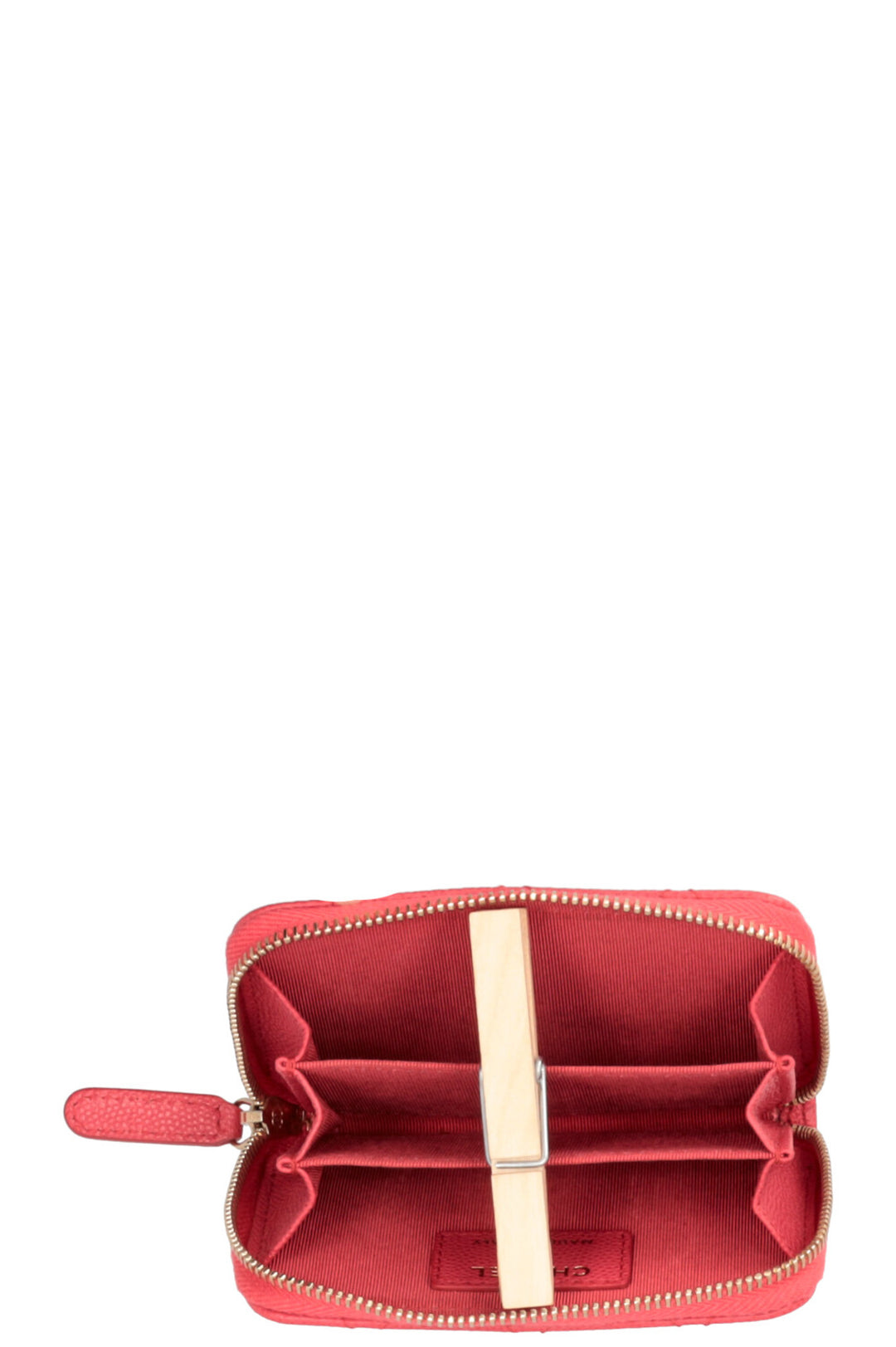 CHANEL Small Zippy Wallet Caviar Salmon