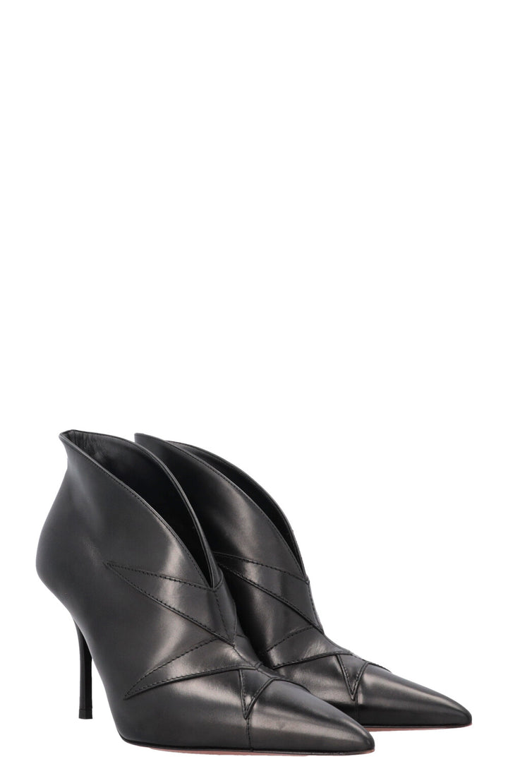 ALAÏA Ankle Boots Black