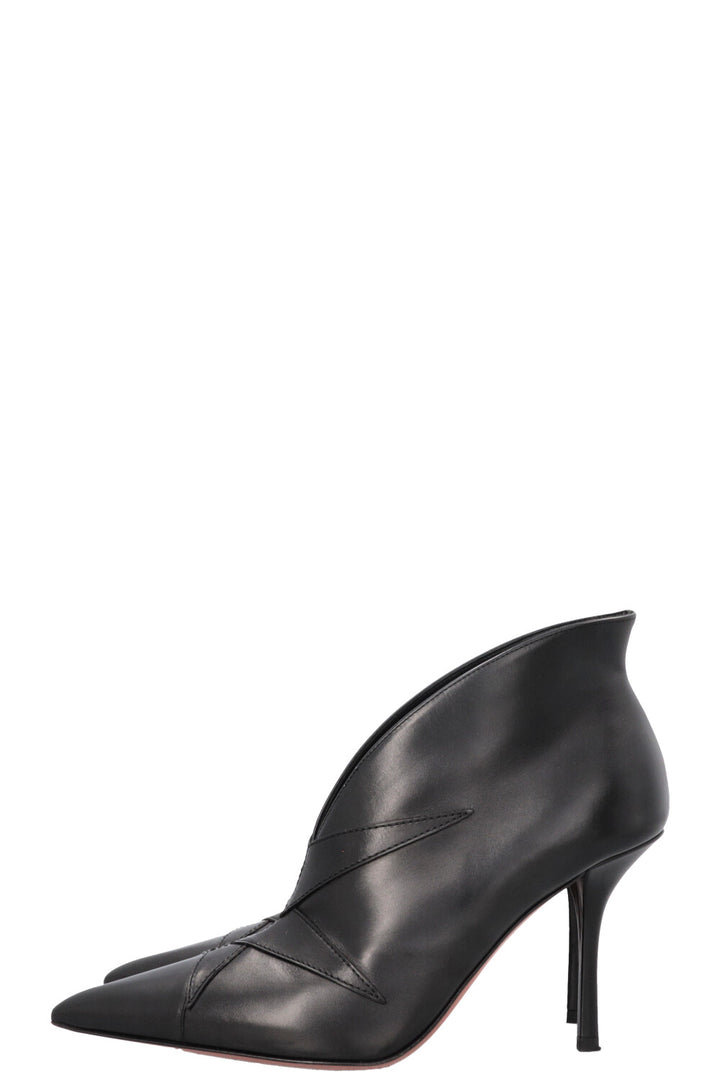 ALAÏA Ankle Boots Black