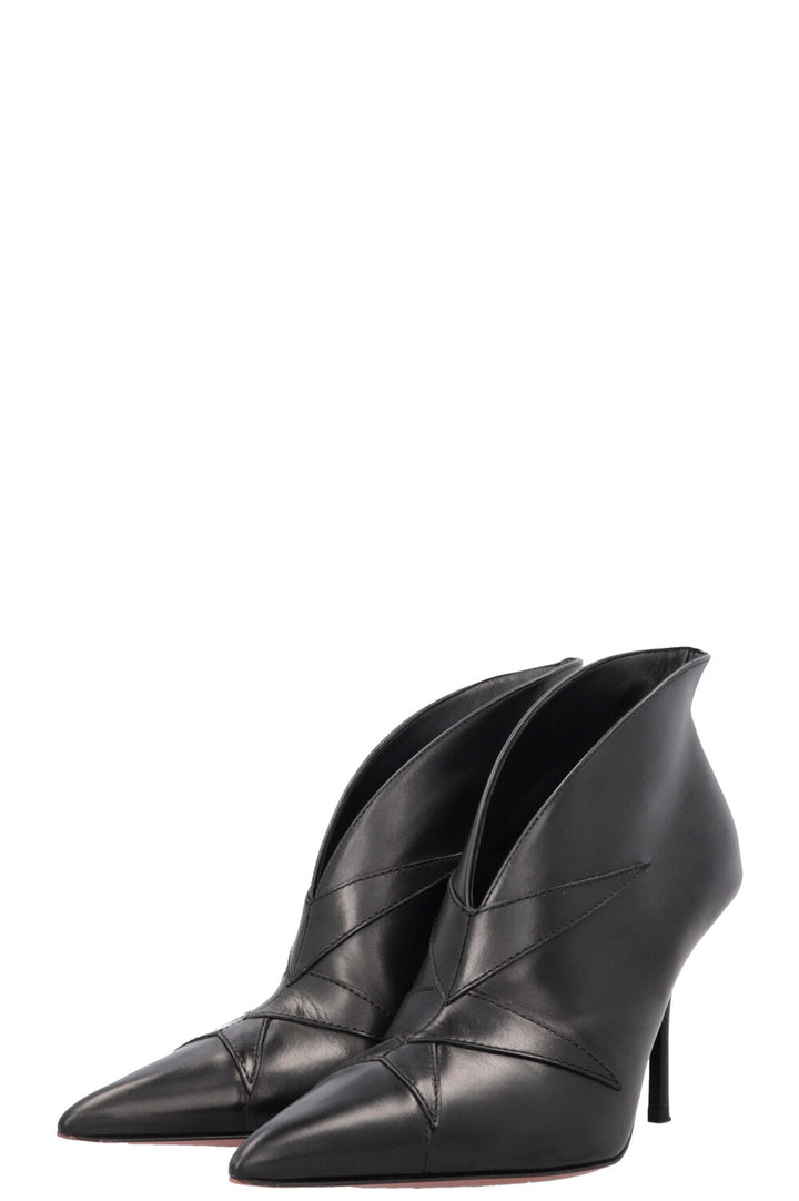 ALAÏA Ankle Boots Black