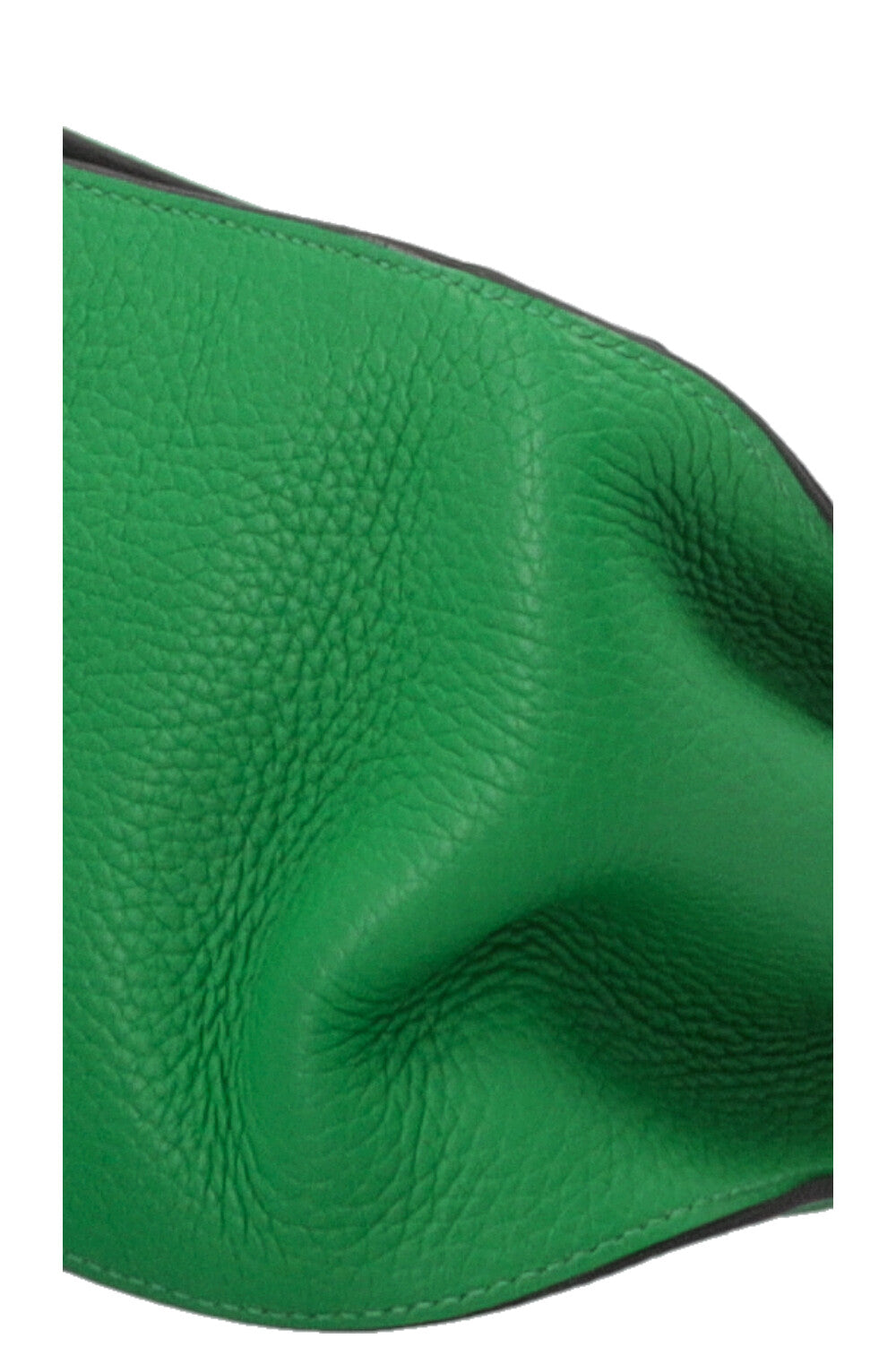 HERMÈS Jypsiere 31 Crossbody Bag Clemence Green