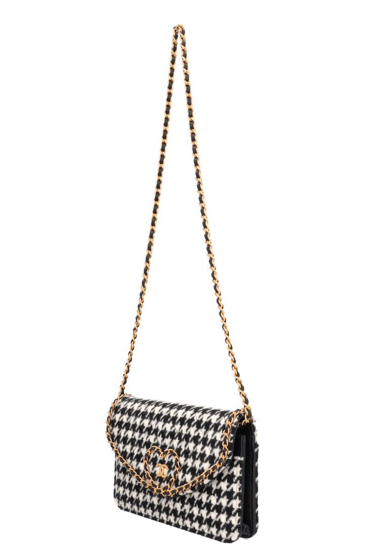 CHANEL Heart CC Houndstooth WOC Black White