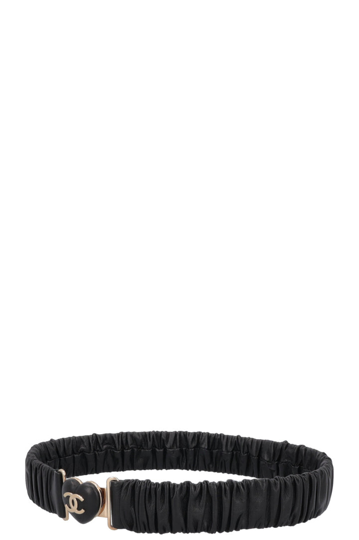 CHANEL 2022 Heart CC Belt Leather Black