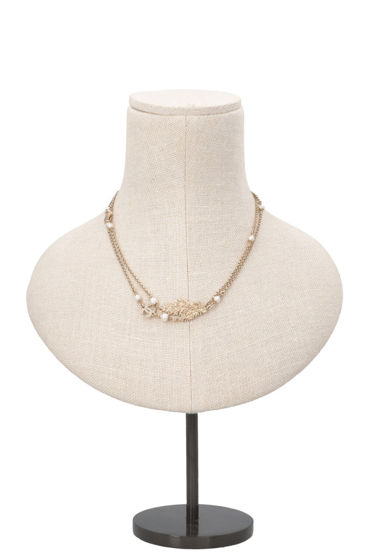 CHANEL 2025 Feather CC Necklace Champagnergold