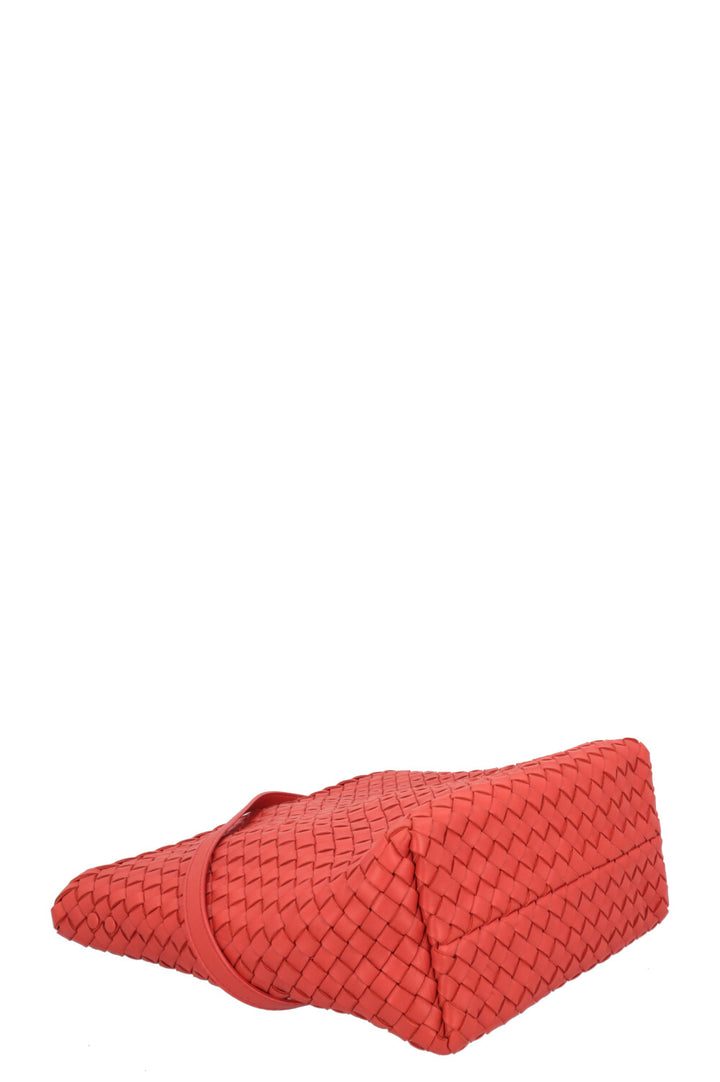 BOTTEGA VENETA Cabat Bucket Crossbody Bag