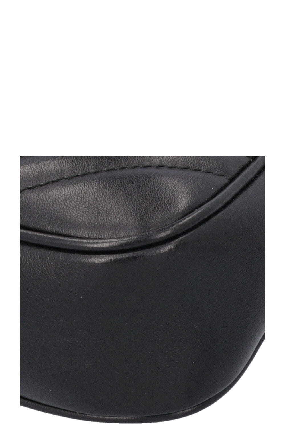 GUCCI Marmont Quilted Square Belt Bag Black