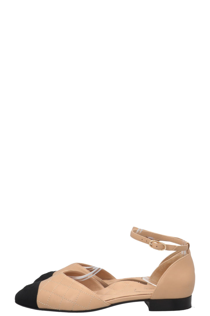 CHANEL CC Cap Toe Quilted Sandals Flats Nude