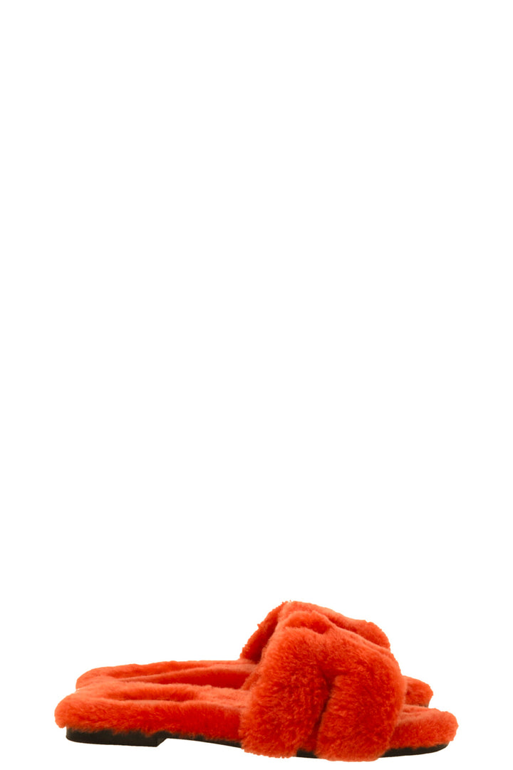 Ballerines Oran en peau lainée orange HERMÈS