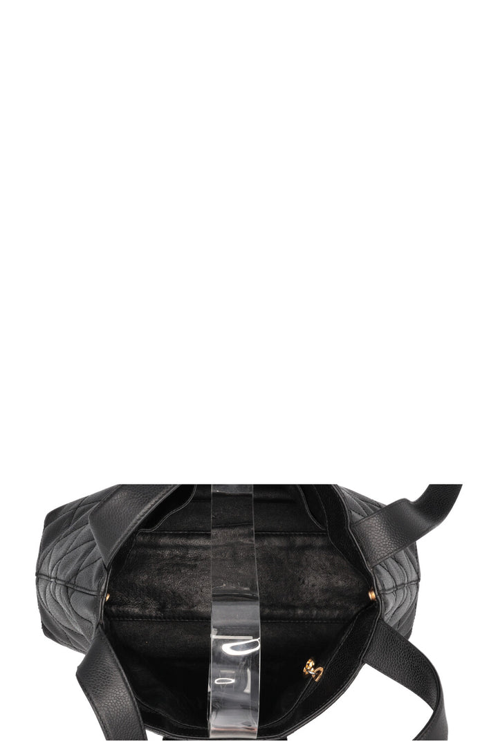 CHANEL CC Handbag Caviar Black