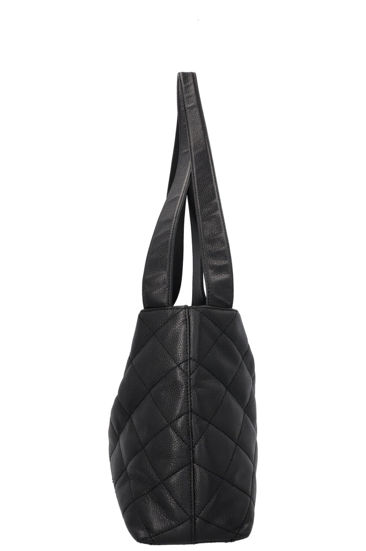 CHANEL CC Handbag Caviar Black