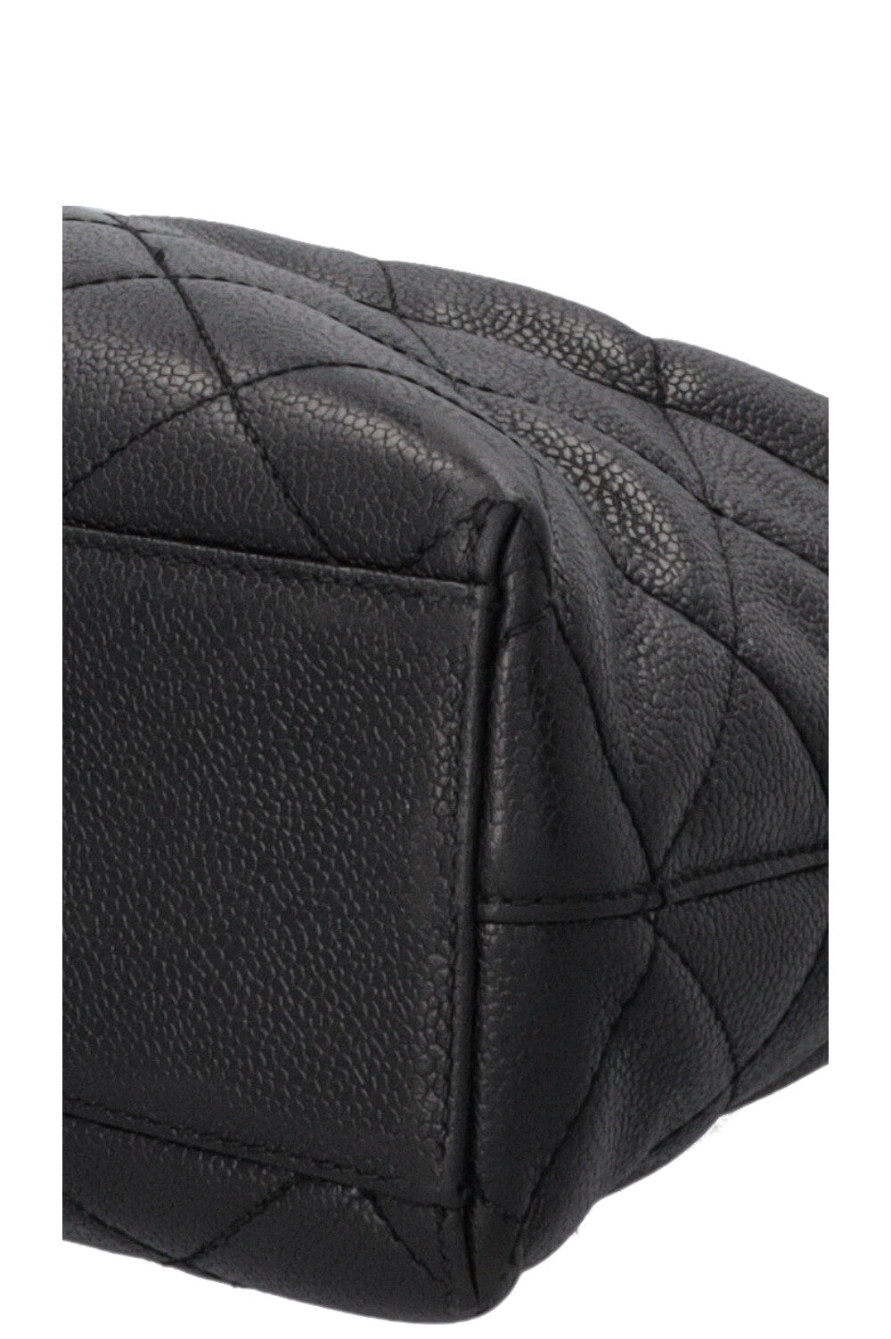 CHANEL CC Handbag Caviar Black