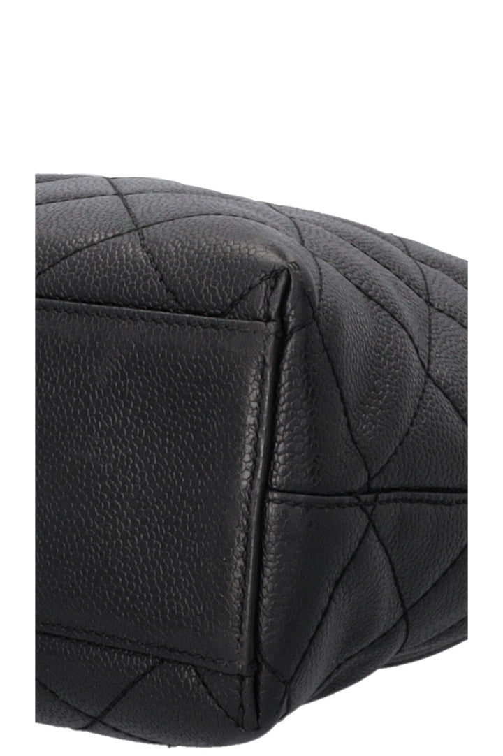 CHANEL CC Handbag Caviar Black
