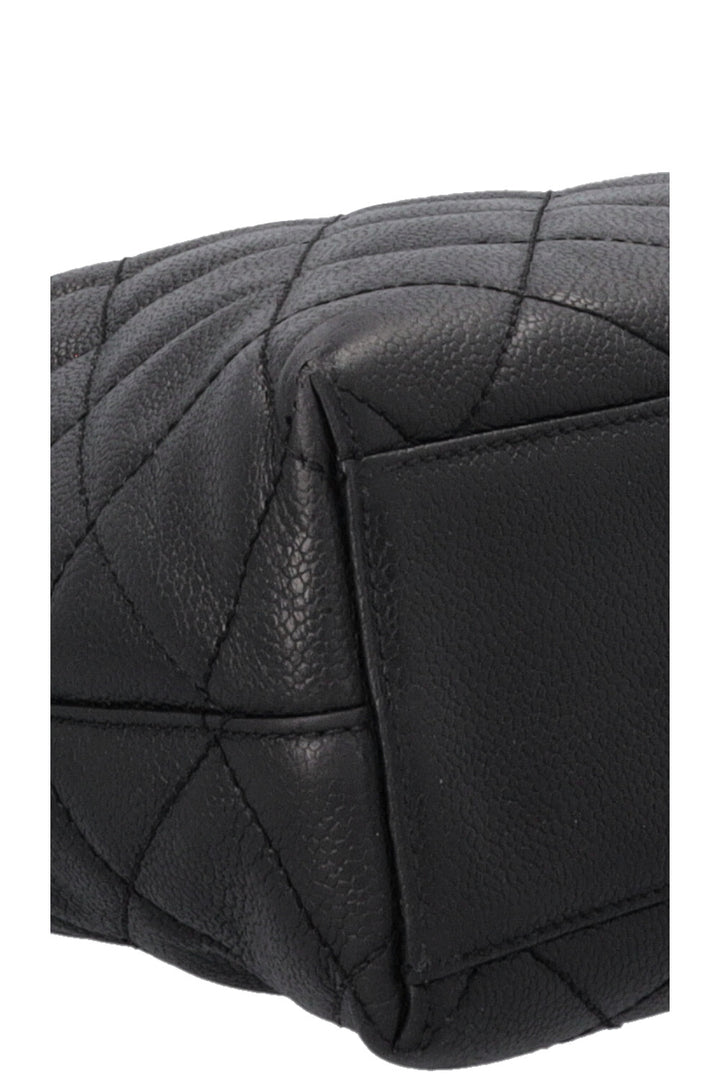 CHANEL CC Handbag Caviar Black