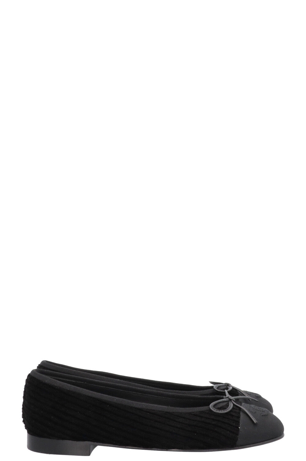 CHANEL Ballerines Classiques Velours Côtelé Noir