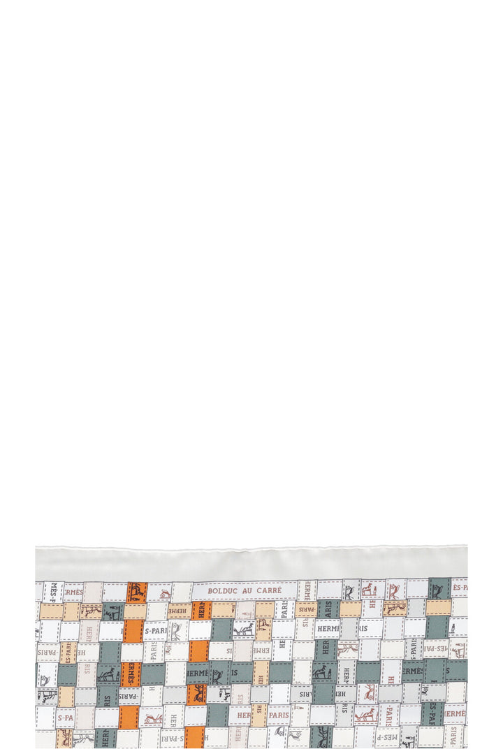 HERMÉS Bolduc Carre 90 Silk Gray Green