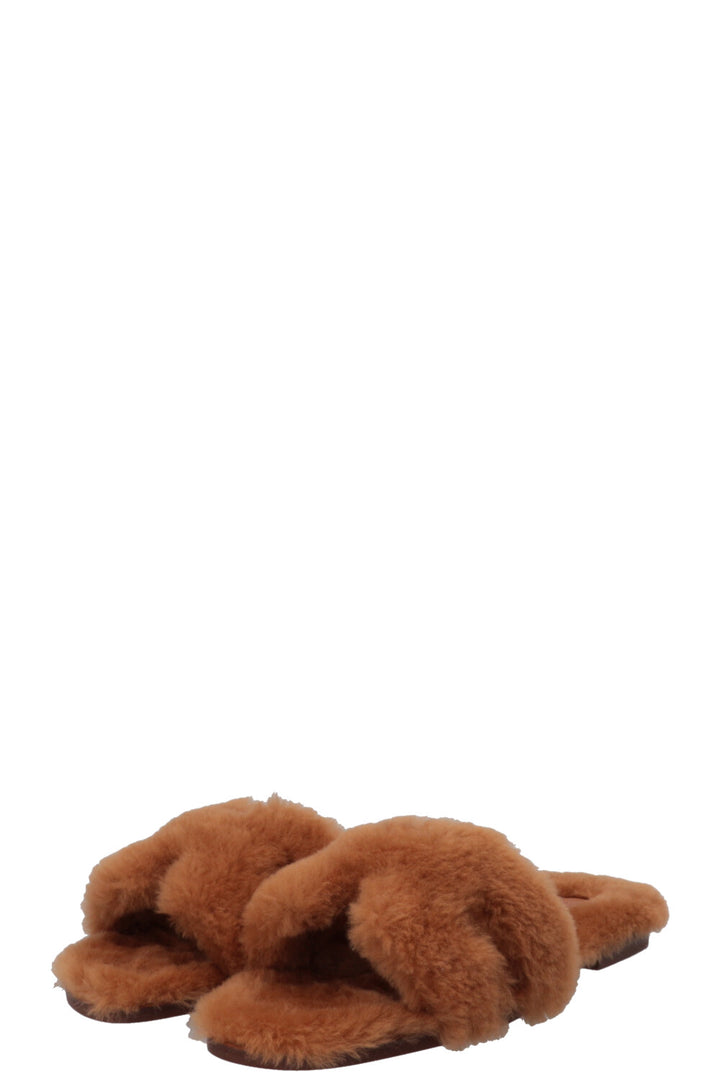 HERMÈS Oran Plates Fourrure Naturel